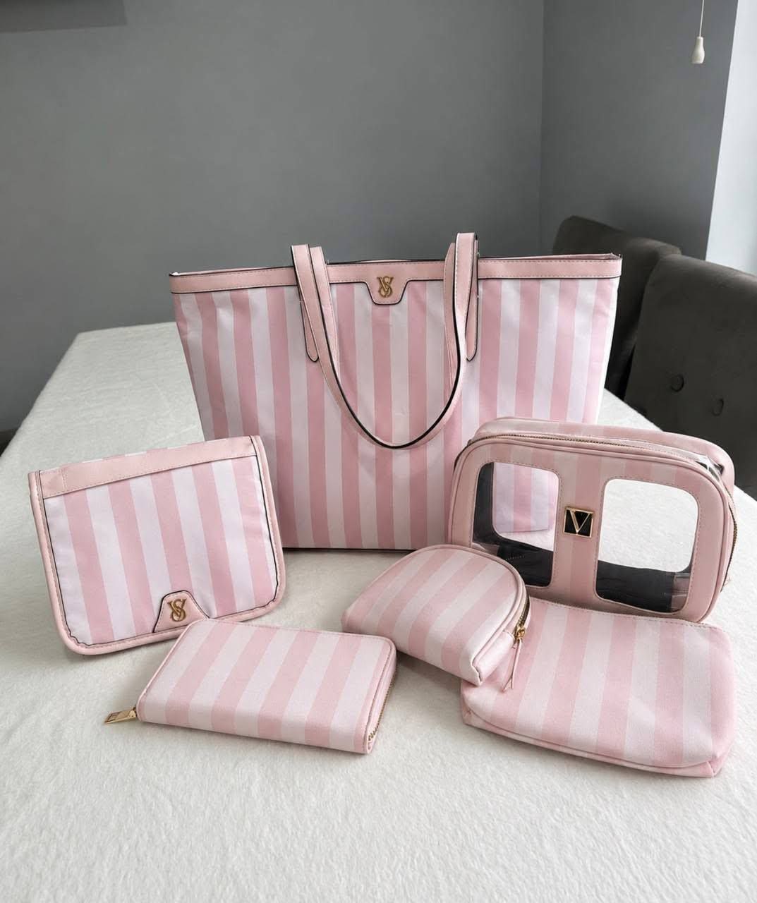 👜 Victoria Secret Bag ✨