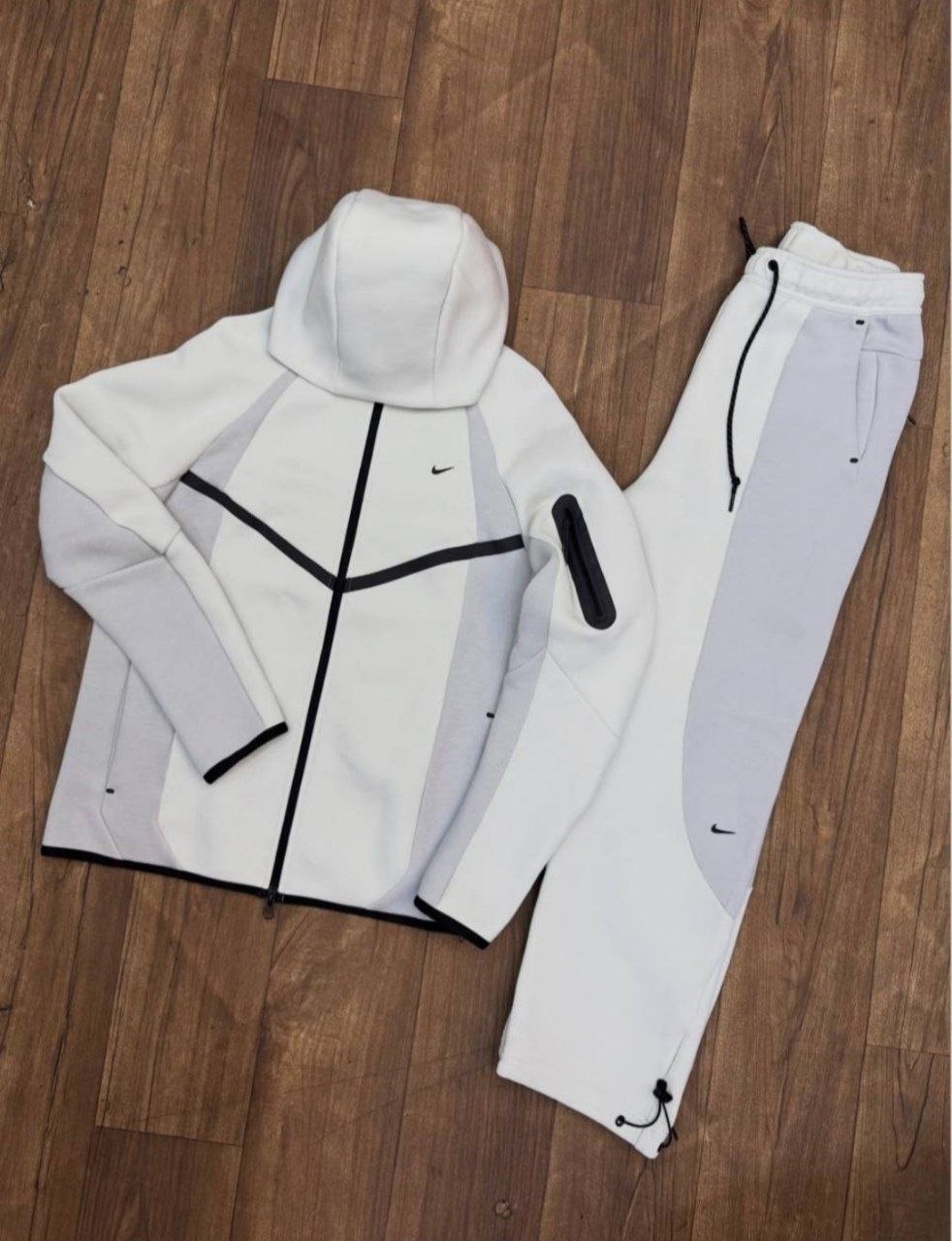 Nike Tech ✨