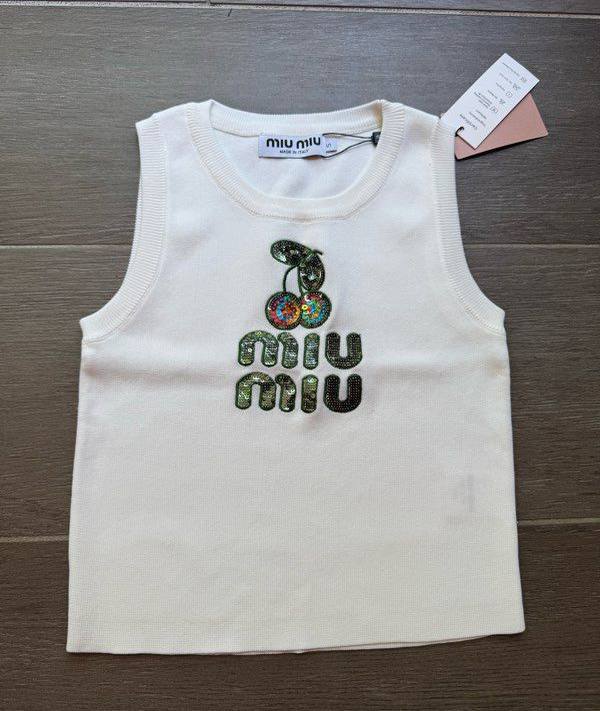 Miu Miu top ✨💫 12€ ✨