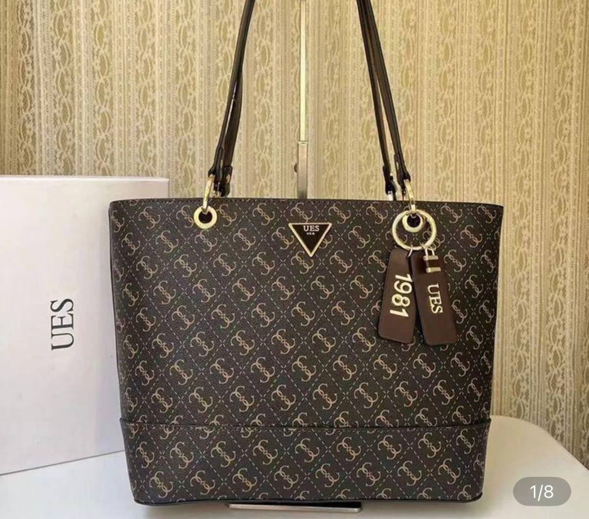 Guss bolso Tote; sirve para clases ✨