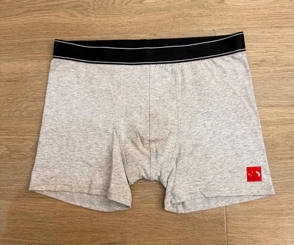 BOXER NORTH FACE —-> 4€ ✨