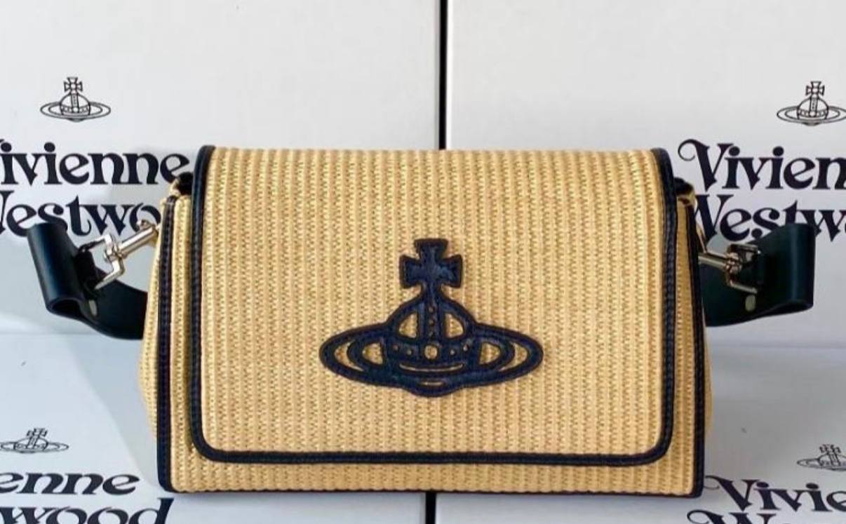 Nuevo bolso bandolera de rafia Vivienne W ✨