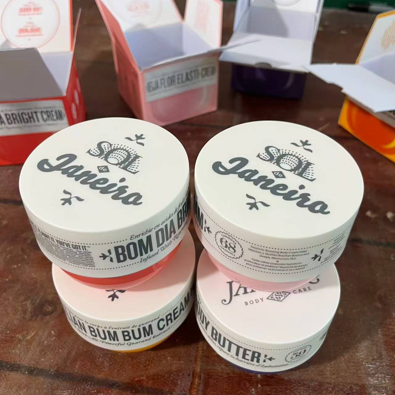 Crema Sol de Janeiro ✨💫 10€ ✨