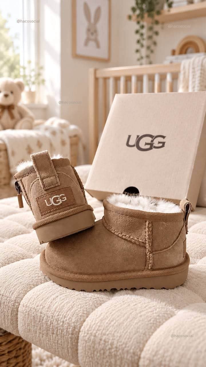 👢 Ugg Kids Boots 👼🏻❄ ✨