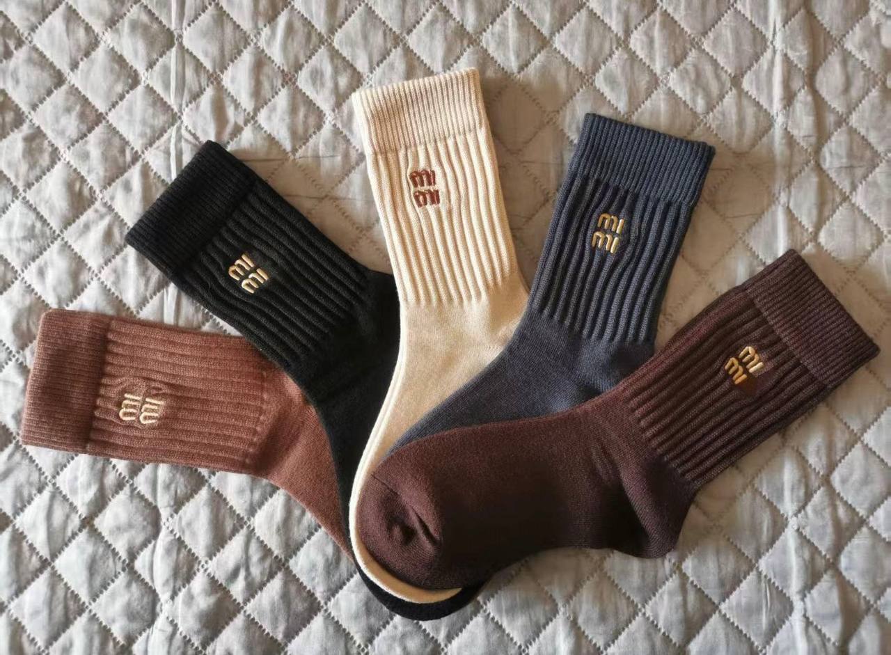 Calcetines Miu Miu ✨