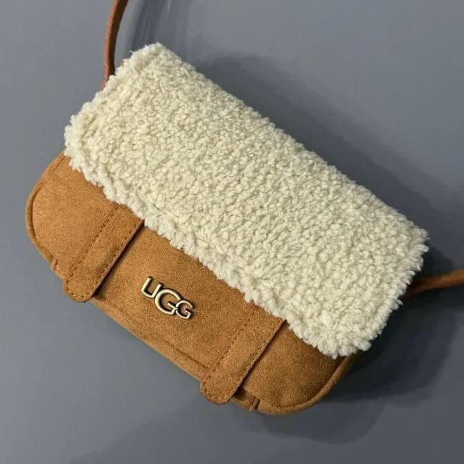 Bolso UGG borreguito ✨