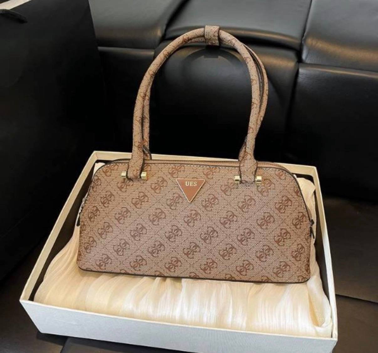 BOLSO GUESS __ __ ✨