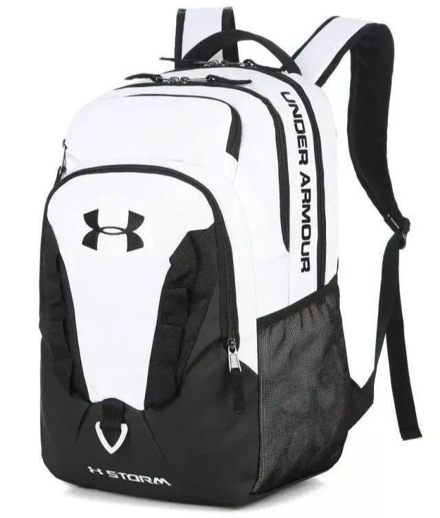 Mochila Under Armour ✨