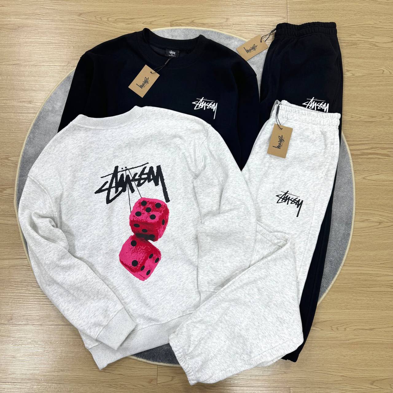 Conjunto largo Stüssy 👕 ✨