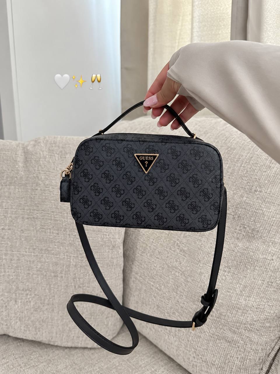 Bolso. Guess ✨💫. 20€ ✨