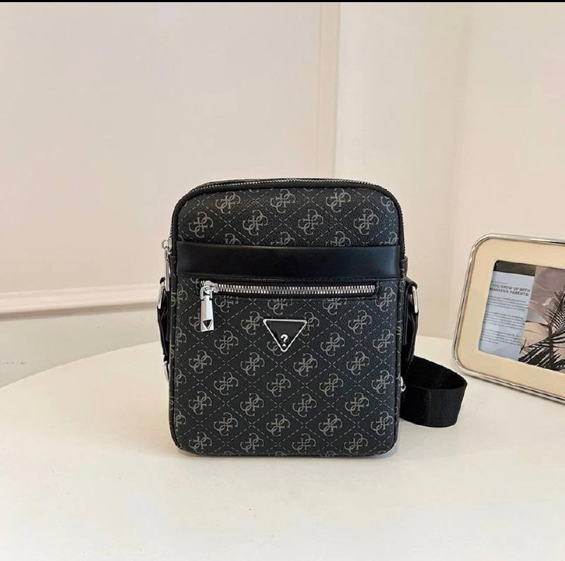 BANDOLERA GUESS ✨