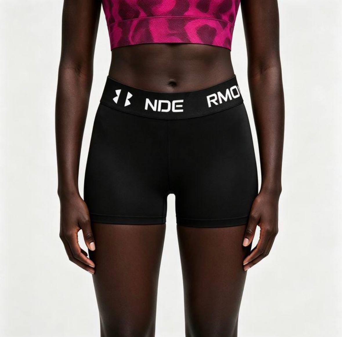 Pantalón deportivo Under Armour. ✨💫 8€ ✨