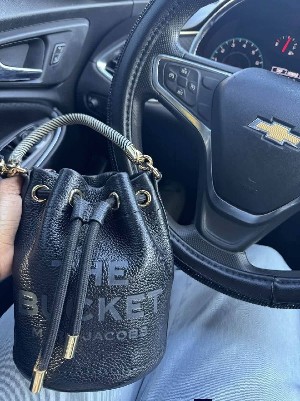 The Bucket Marc Jacobs👜 Muchos colores disponibles👇 ✨
