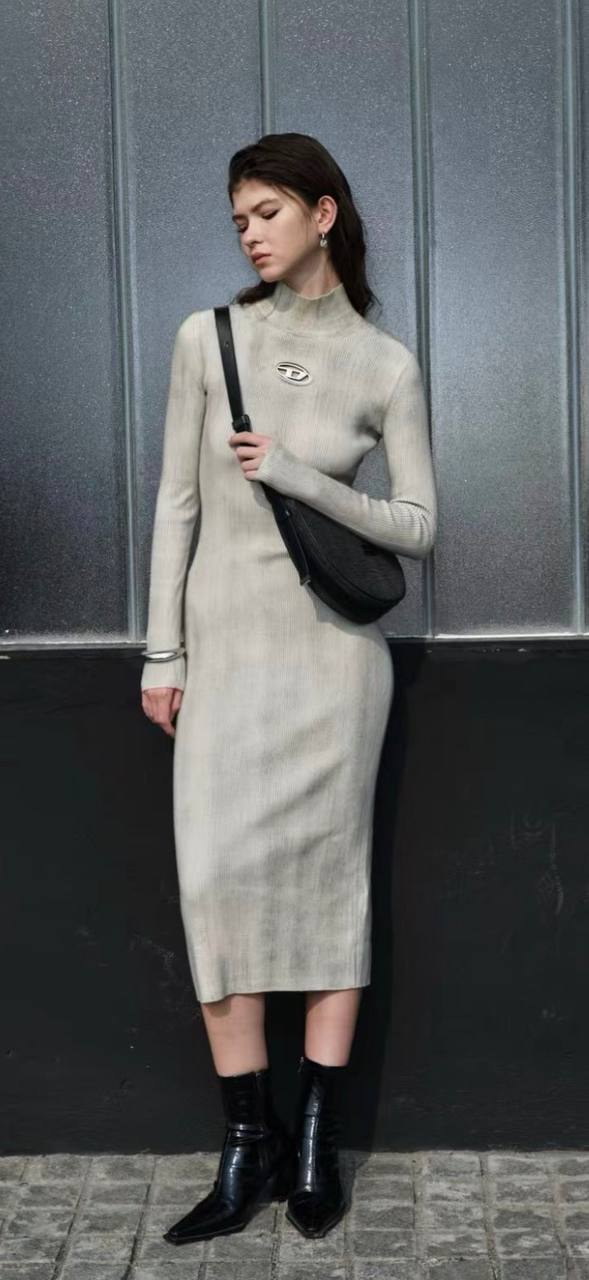 Vestido punto Diesel https://c.onlyaff.app/d8E3Ev